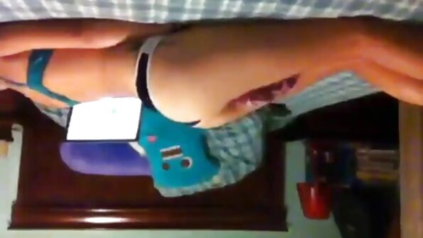 병아리는 상사의 날이기 때문에 상사에게 동의합니다.