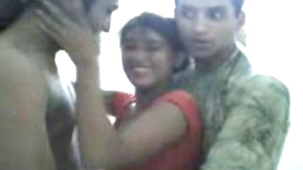 놀랄만한 공공의 섹스 와 화려한 금발의 에 밤 클럽